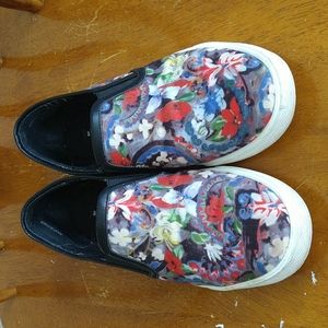 AIice & Olivia Slip on sneakers